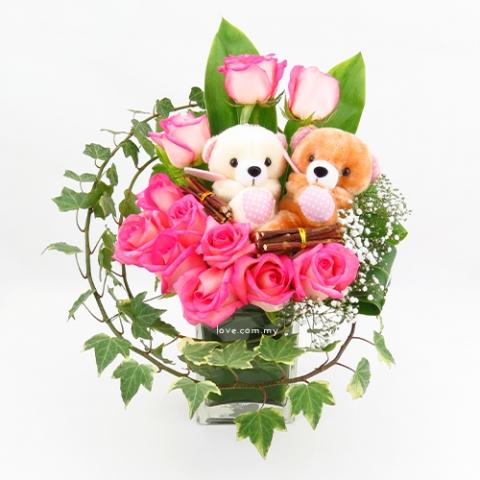 Admiring Pink Roses Flower Gift Collection Combo
