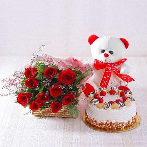 Cuddly Roses Hamper Combo