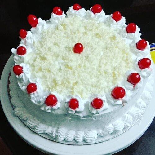 Yummylicious Cherry Forest Cake