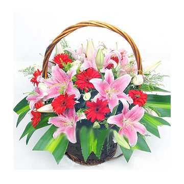 Lilies Basket Flower